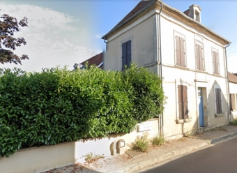 CARISEY - MAISON DE VILLAGE DE TYPE 5