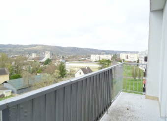 Appartement T3 bis à TONNERRE