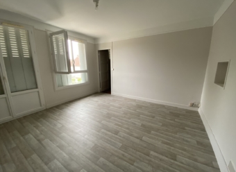 A LOUER - APPARTEMENT T3 CHENY