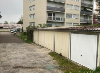 Garage à TONNERRE