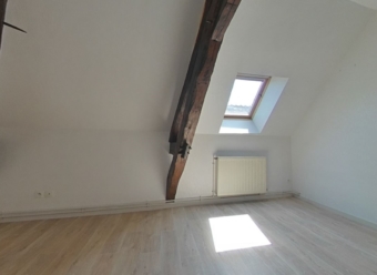 TOUCY APPT T3 - CENTRE VILLE