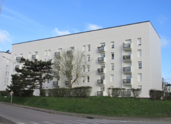 Saint Florentin - Appt T4 avec balcon