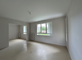 A LOUER - APPARTEMENT T4 BIS - BRIENON