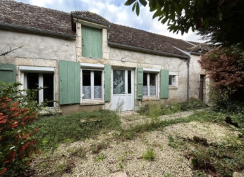 &Eacute;tais-la-Sauvin - Maison ancienne avec cour, d&eacute;pendances et beau potentiel !