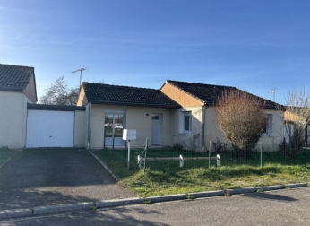 SAINT-FARGEAU - Agr&eacute;able maison T3 de plain-pied avec vue sur les champs !