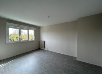 A LOUER - APPARTEMENT T2 - HERY