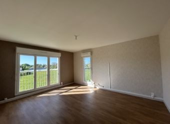 A LOUER - APPARTEMENT T3 - CHENY