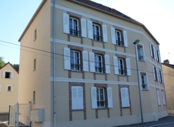 TOUCY - Appartement T4