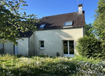 Bl&eacute;neau au cour de la Puisaye, agr&eacute;able maison T3 au calme !