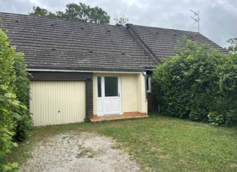 LEZINNES - Charmante maison T3 avec jardin, au bord de l'Arman&ccedil;on !
